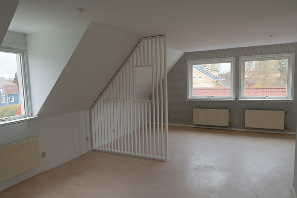 Krontorpsvägen 9B - Foto 1