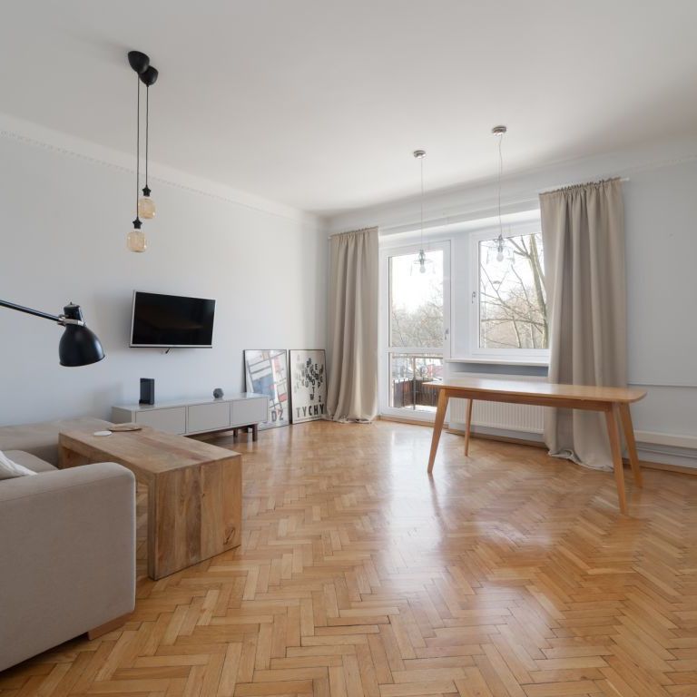 Warszawa, Praga-Północ, Praga-Północ Nowa Praga, Ratuszowa - Photo 1