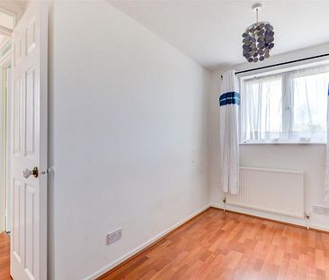 Faulkners Way, Burgess Hill RH15 - Photo 3