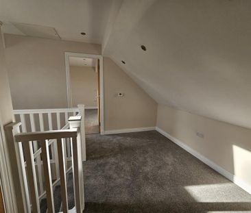 5 bedroom detached house to rent - Photo 3