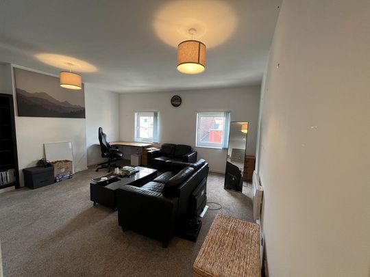 1 bedroom flat to rent - Photo 1
