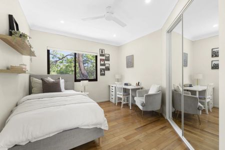 Modern family haven In Ideal Location - Photo 5