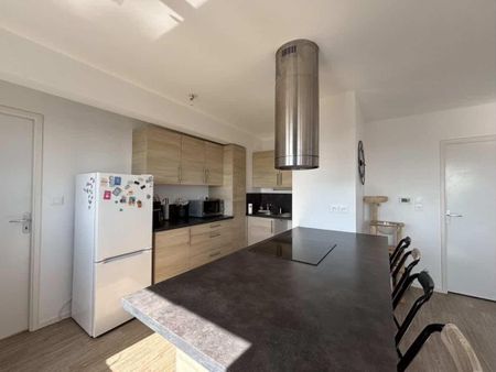 Location Appartement 4 pièces 75m² BREST 29200 - Photo 4