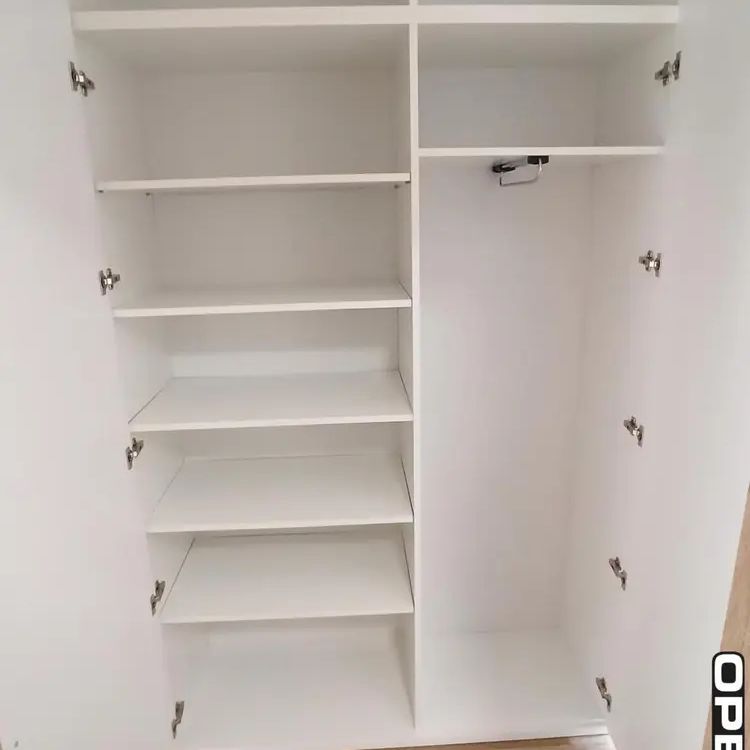 Podnájem velmi pěkného z části zařízeného cihlového bytu 2+kk s balkonem + gar. stání - Fotografie 1