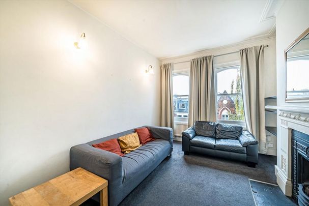 2 bedroom flat to rent - Photo 1