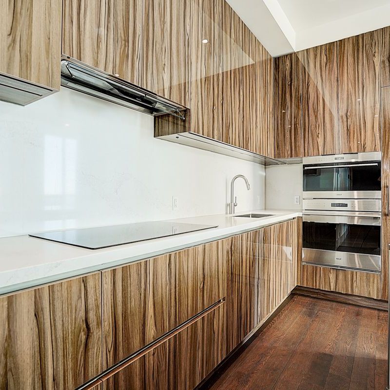 For Lease - 1 Yorkville Avenue Unit# PH 01, Toronto, Ontario - Photo 1