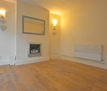 2 bedroom terraced house to rent - Photo 1