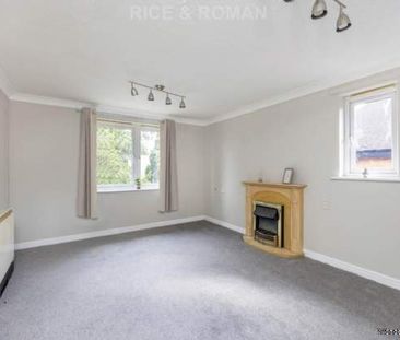 2 bedroom property to rent in Farnborough - Photo 3