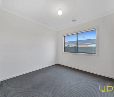 45 Syme Road, PAKENHAM - Photo 6