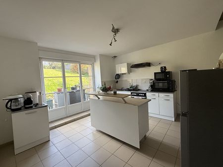 APPARTEMENT 2 PIÈCE(S) 66 M² - SAINT-MARCEL - Photo 4