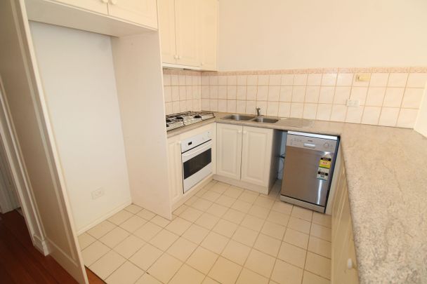 Lifestyle & Location Combined Two-Storey Townhouse - Photo 1