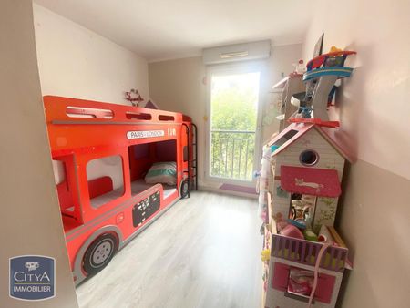 Location Appartement 4 pièces 74m² VALENCIENNES 59300 - Photo 4
