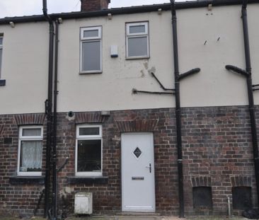 2 bed Terraced - To Let - Photo 5