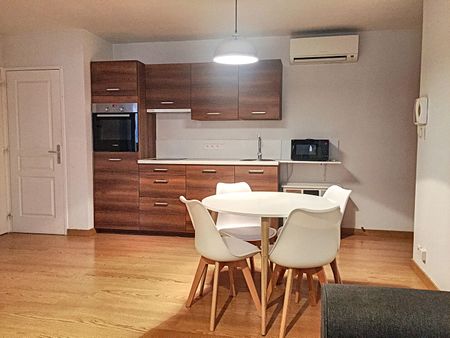 Location Appartement 2 pièces 39m² - Photo 5