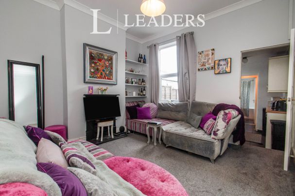 2 bedroom house to rent Warren Road, Stirchley, Birmingham, B30 - Photo 1