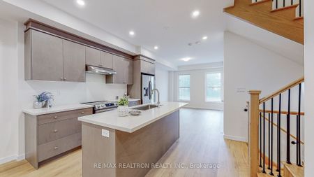 For Lease - 10262 Keele Street, Vaughan, Ontario - Photo 4
