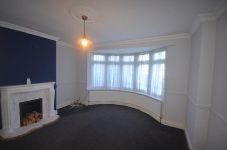 2 bedroom maisonette to rent - Photo 2