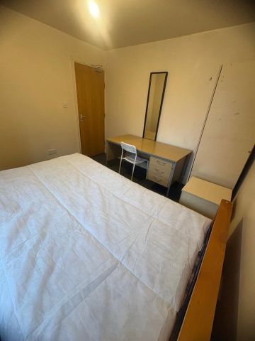 Room in a Shared House, Dawlish Road, B29 - Photo 5
