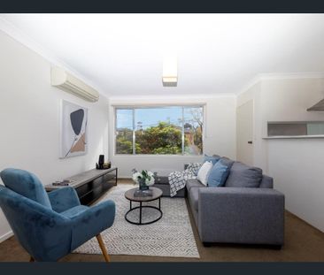 Sunfilled corner apartment, Boutique block, Great location - Photo 4