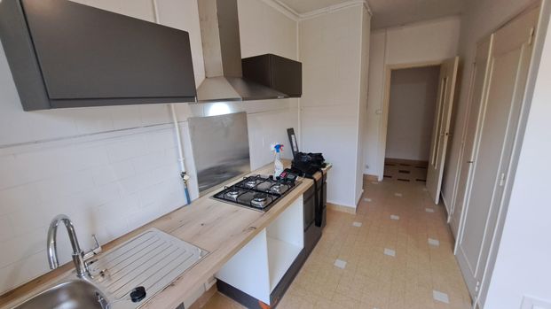 Location Appartement 2 pièces 57m² GRENOBLE 38100 - Photo 1