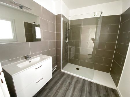 Location Appartement 2 pièces 58m² BORDEAUX 33000 - Photo 3
