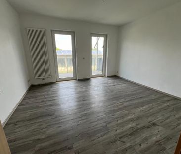 Modernisierte 3 Zimmerwohnung im 1.OG mit Balkon - Foto 1