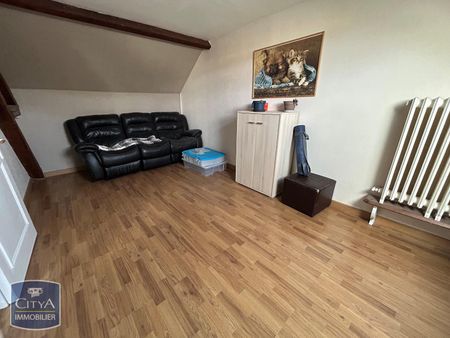 Location Maison 4 pièces 124m² CHATEAUNEUF SUR CHER 18190 - Photo 2