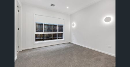 Brand new luxury living in the heart of Preston - Photo 3