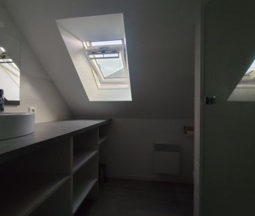 Location Appartement 3 pièces 40m² SABLE SUR SARTHE 72300 - Photo 3