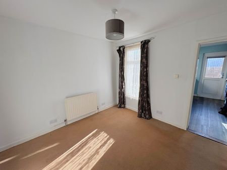 Westfield Road, Gosport, Hampshire, PO12 - Photo 3