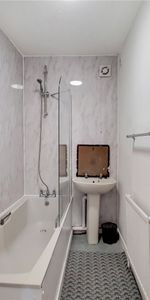 New Cross Road, SE14 - Photo 4