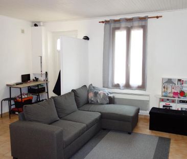 Location Maison 3 pièces 64m² GENERAC 30510 - Photo 1