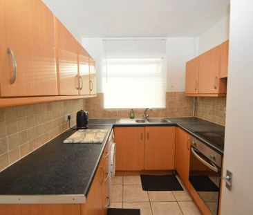 2 bedroom maisonette to rent - Photo 5