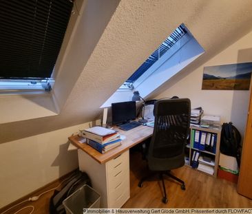 Kleine Dachgeschosswohnung ab Februar verfügbar - 2 Zimmer, Badewan... - Foto 6