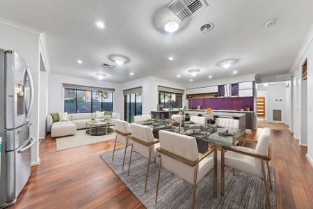 Huge House - Multiple Living Zones, Large Bedrooms and Great outdoor space - Truly a great family home - Photo 2