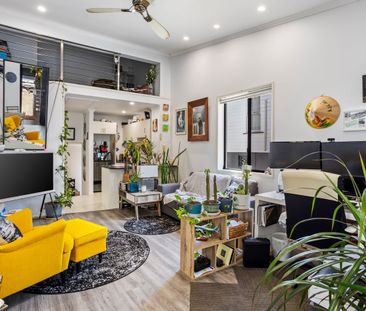 One Bedroom apartment in the heart of Teneriffe - Photo 1