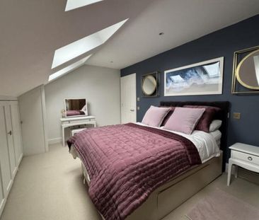 Luxury double furnished room with own bathroom in large house. 4 mi... - Photo 2