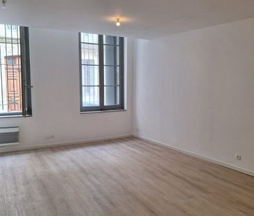 GRAND STUDIO AVEC CAVE - Photo 2