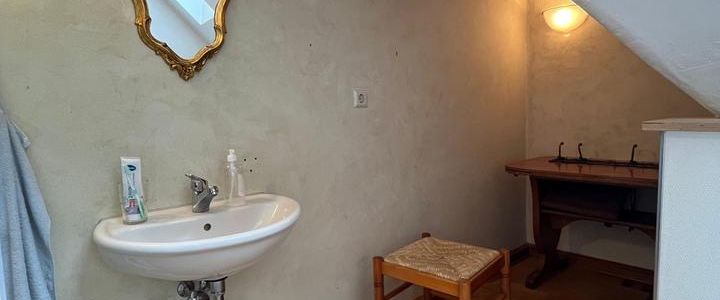 Möblierte 2-Zimmer Wohnung mit Stellplatz - Photo 1