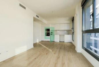 Piso de alquiler en Miquel Xirgu Rico, Port