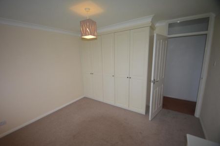 3 bedroom apartment to rent - Photo 3