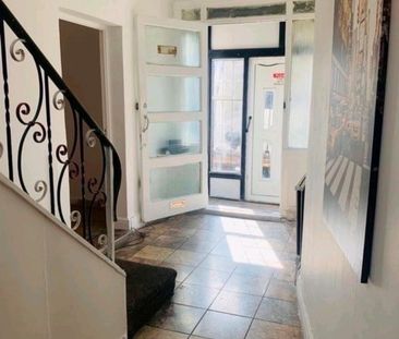 Room in a Shared House, Kingsway, HA9 - Photo 1