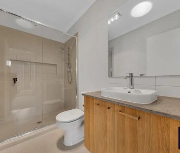 “NEAR NEW STUNNING 4 BEDROOM HOME FOR RENT IN WERRIBEE CLOSE TO SCH... - Photo 4