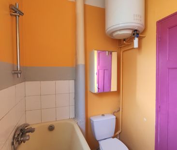 Location Appartement 2 pièces 40m² MARSEILLE 5ème - Photo 4