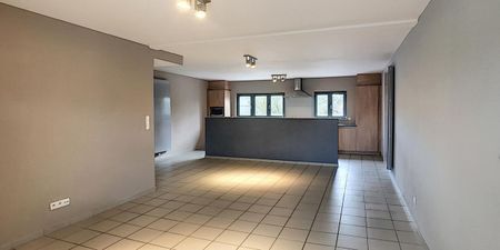 Appartement te huur in Kwaadmechelen voor € 770 met 3 slaapkamers - Foto 3