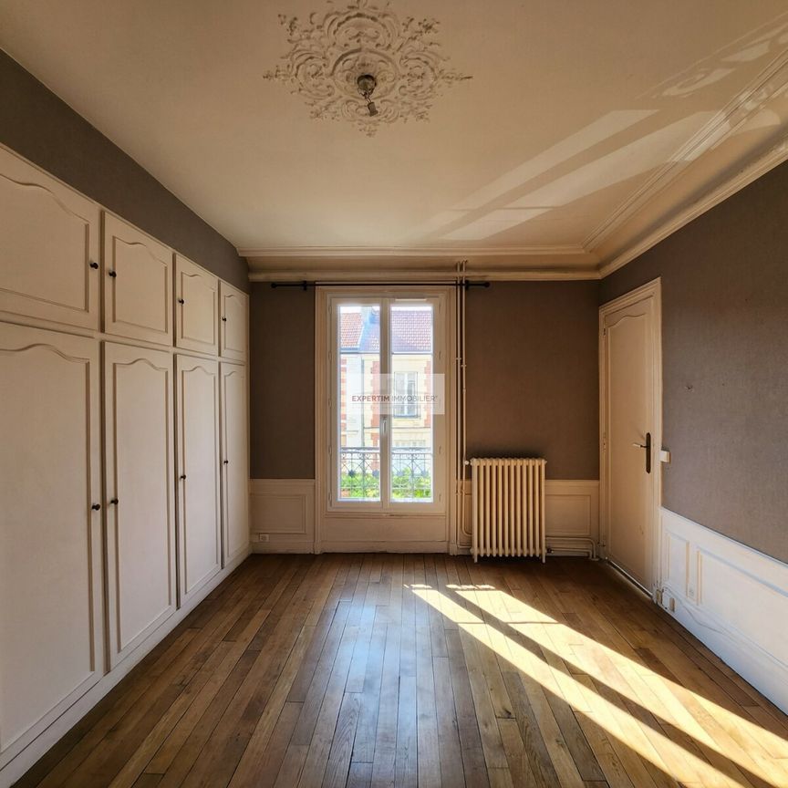 Maison à louer VERSAILLES, 8 pièce(s) - 4425€ - Photo 1