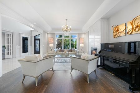 For Lease - 111 Hillview Road, Aurora, Ontario - Photo 2