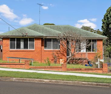 Family Home In Prized Carlingford Location - Photo 5