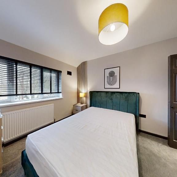 1 bedroom in a house share to rent - Photo 1