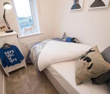 3 bedroom semi-detached house to rent - Photo 3